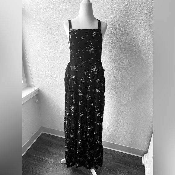 Free People Black Sweet in the Streets Overall and White Floral Jumpsuit Large - Picture 2 of 10